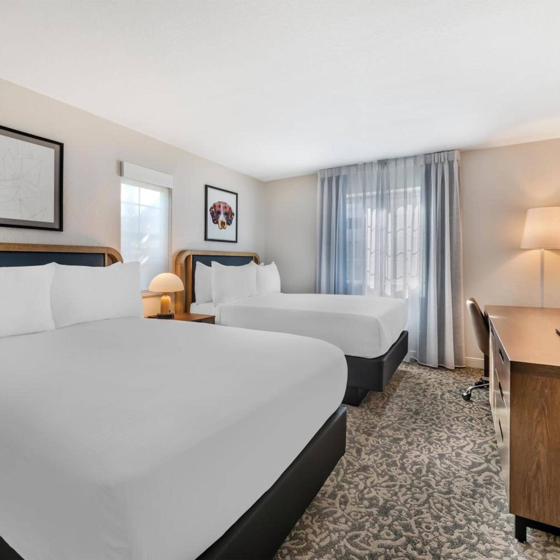 2 BEDROOMS, SUITE, 2 DOUBLE BEDS, BATHTUB, ACCESSIBLE