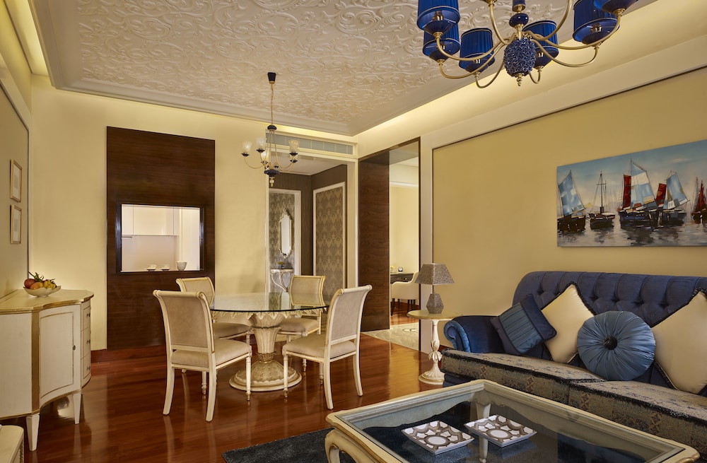 The Reverie Saigon Residential Suites 53/76