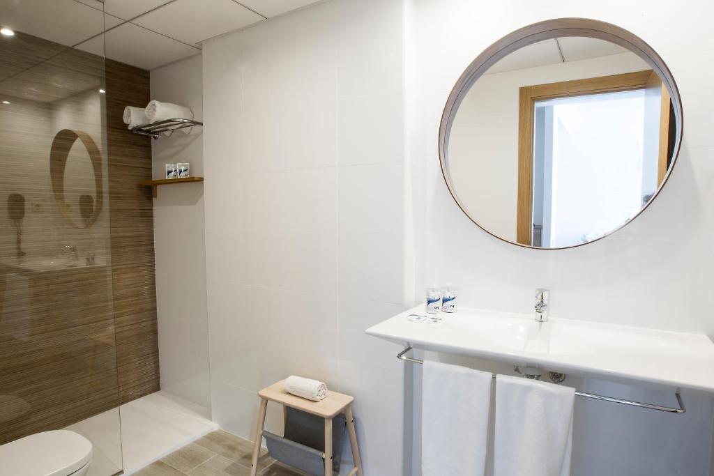 1 BEDROOM, FAMILY, APARTMENT