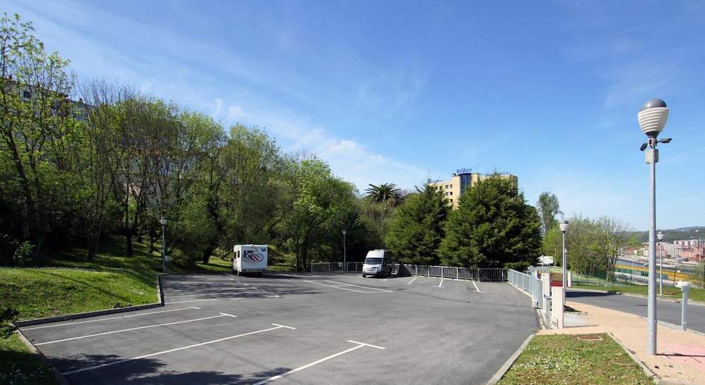 Bilbao Aterpetxea Hostel 18/37