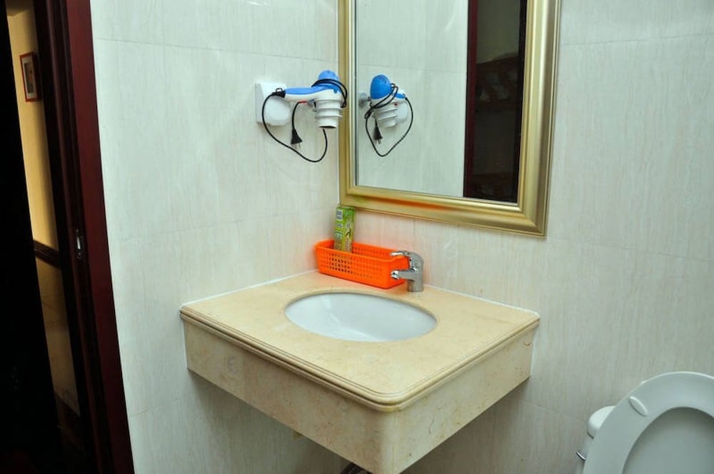 Yi Jia Ren Hostel 19/21