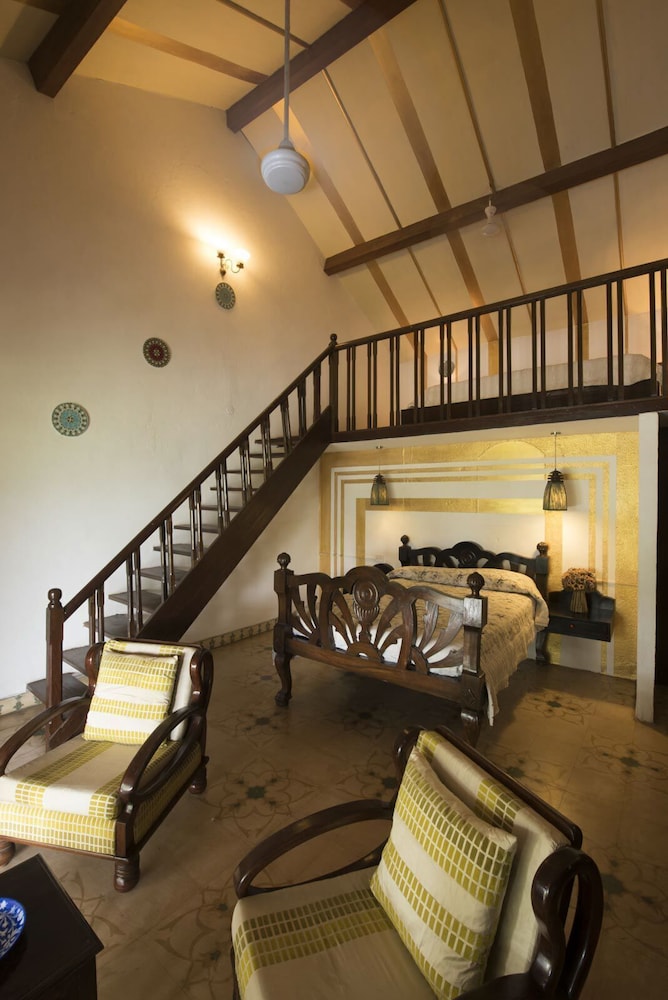CASA BRITONA GOA 27/50