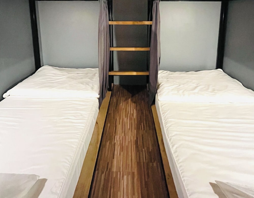 The Backpack Hostel 18/44