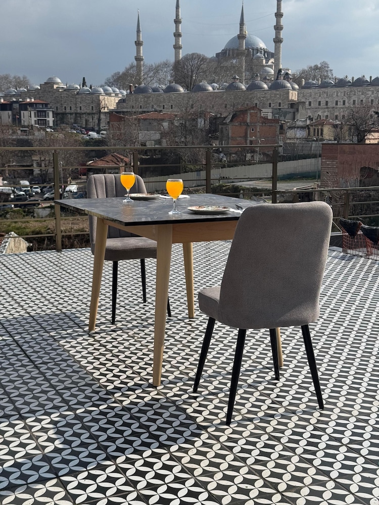 Mar Boutique Apartment 25/33