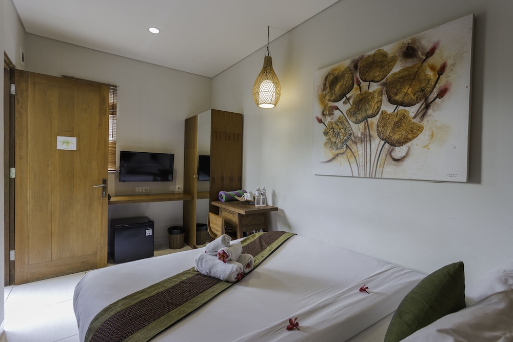 Kakul Villas & Suites 27/82