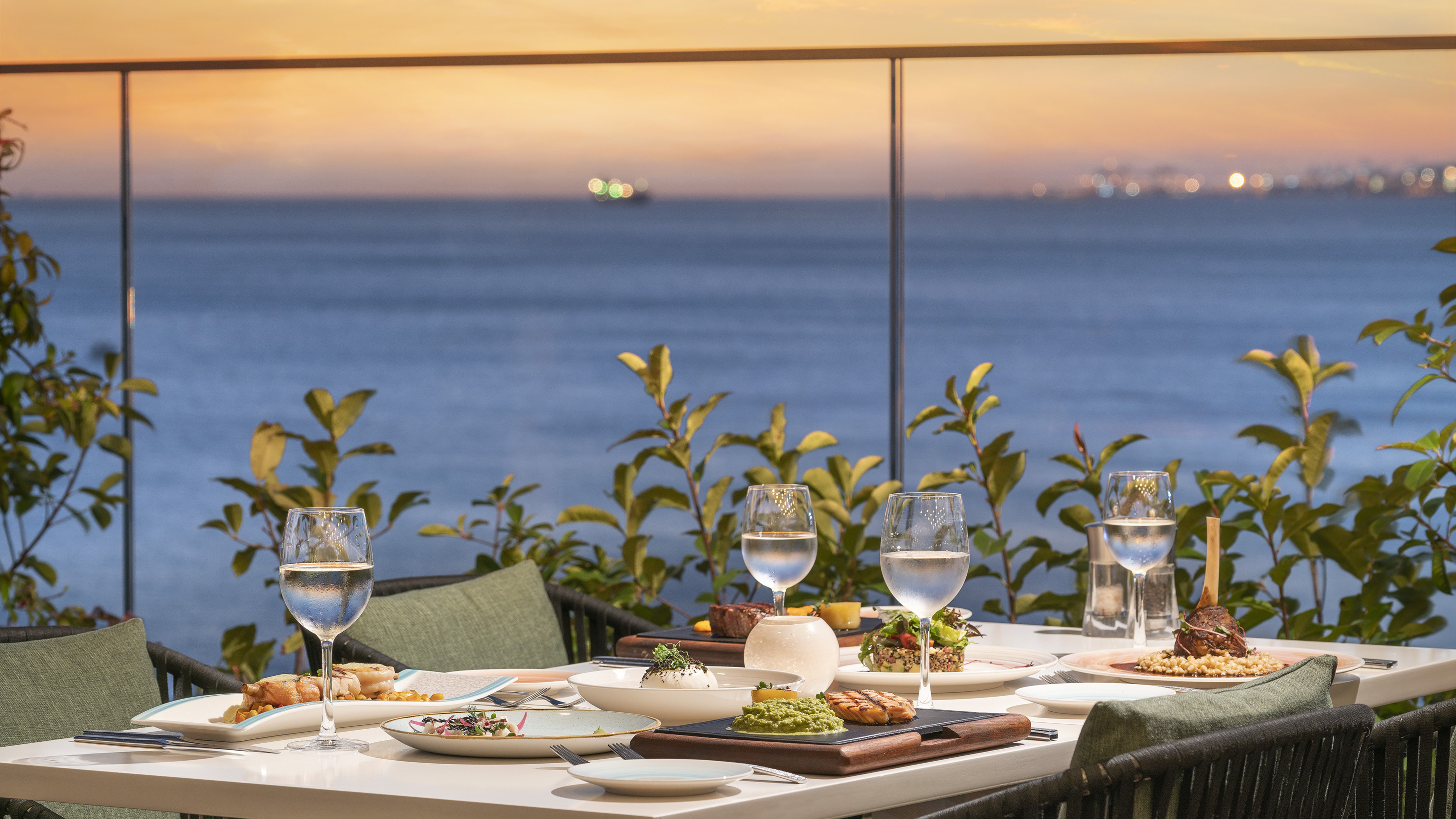 Crowne Plaza Istanbul - Florya 76/76