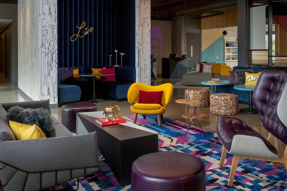 Aloft Atlanta at The Battery Atlanta 25/38