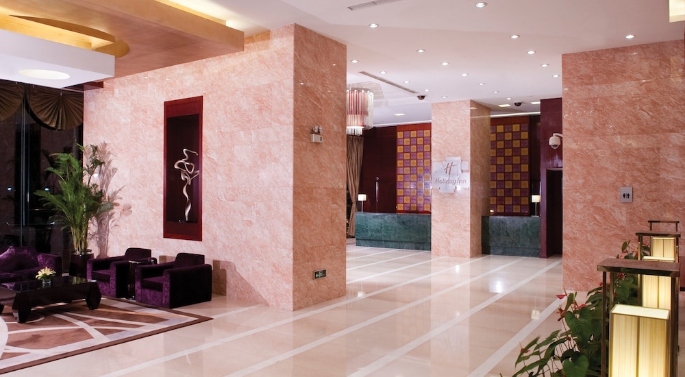 Holiday Inn Shanghai Pudong Nanpu 10/76