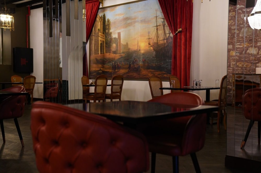 Panderma Port Hotel 47/54