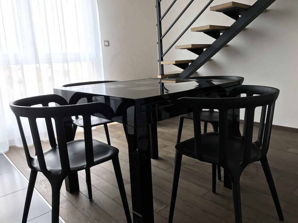 Les Appartements Paris Clichy 32/39