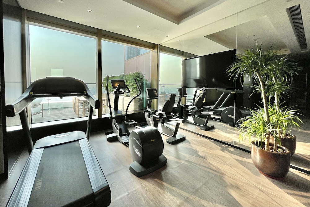 Jumeirah Guangzhou Hotel 46/75