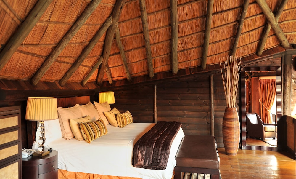 Room at Serena Mivumo River Lodge, SELOUS GAME RESERVE