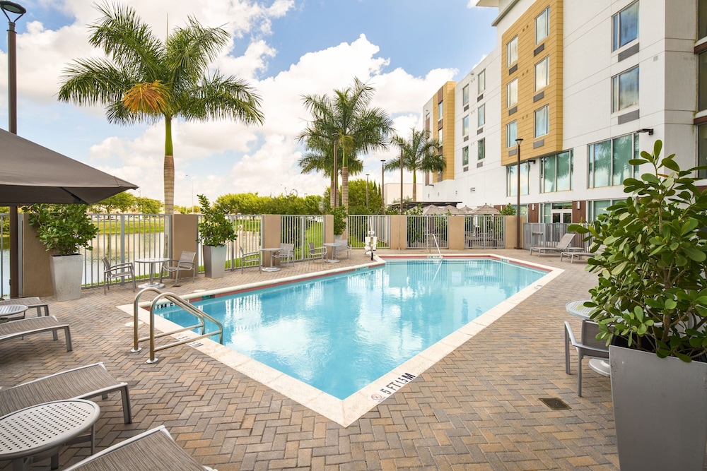 TownePlace Suites by Marriott Miami Kendall West 44/50