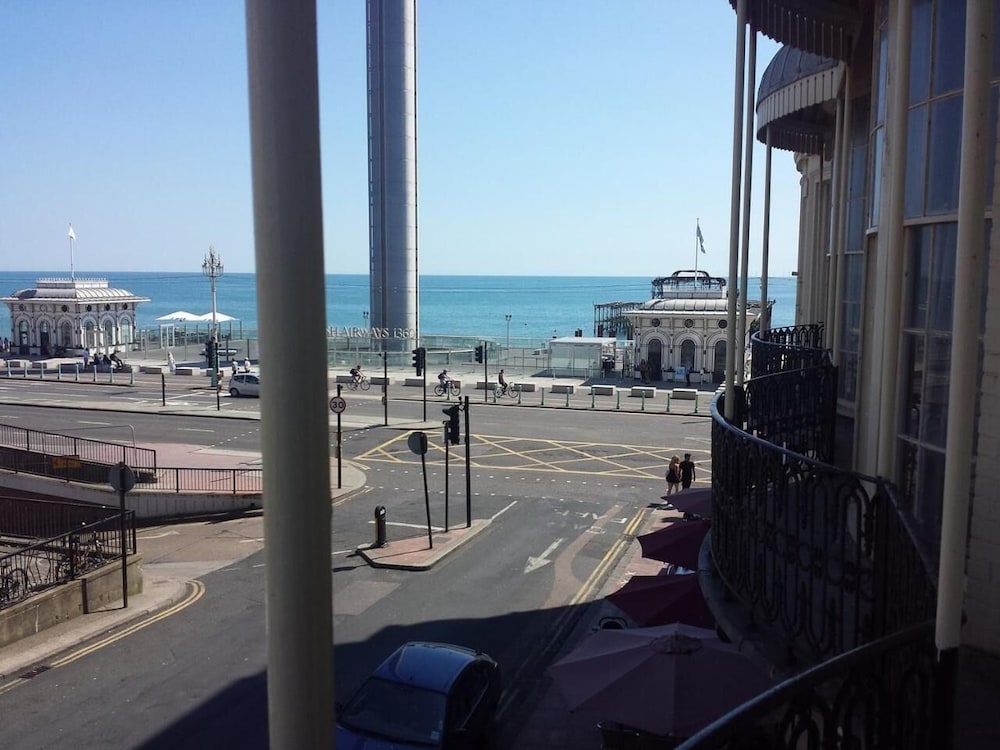 The Beach Hotel 35/48