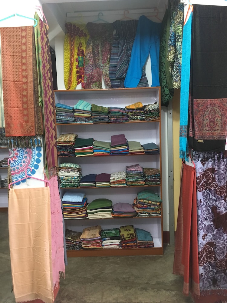 Kundan Bazar Guest House 8/30