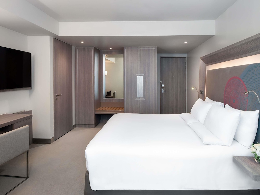 STANDARD, KING BED
