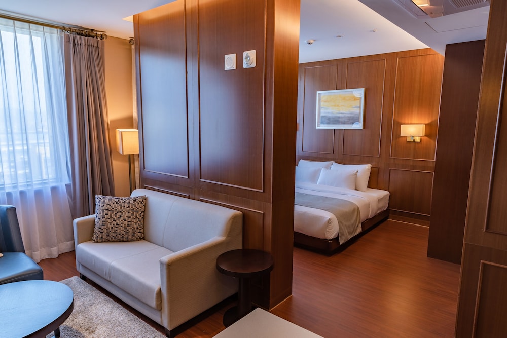 Hotel Lacky Gwangyang 22/62
