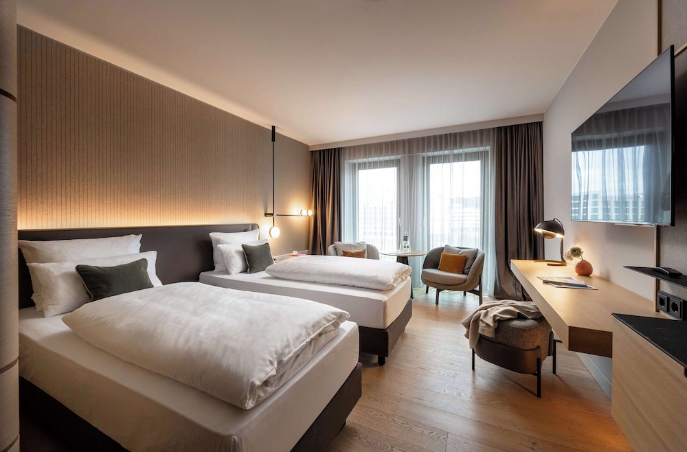 COMFORT, TWIN BEDS