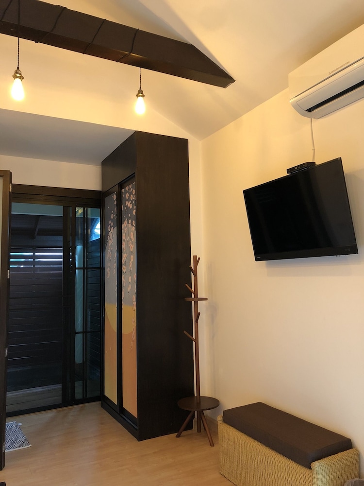 Aiims Tales Canal Boutique House 22/32