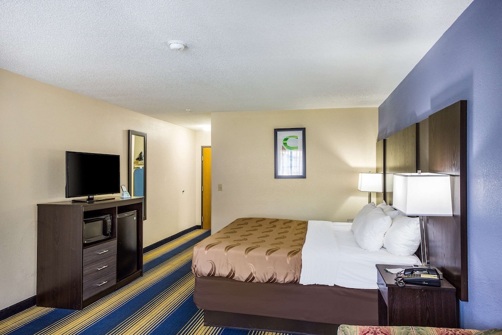 Quality Inn Charleston South 16/46