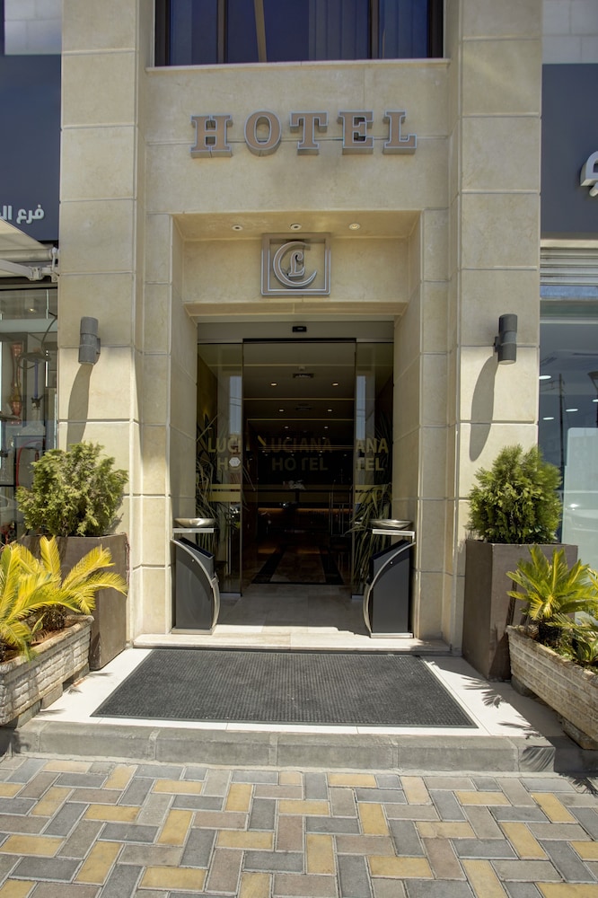 Luciana Hotel By FHM 4/58