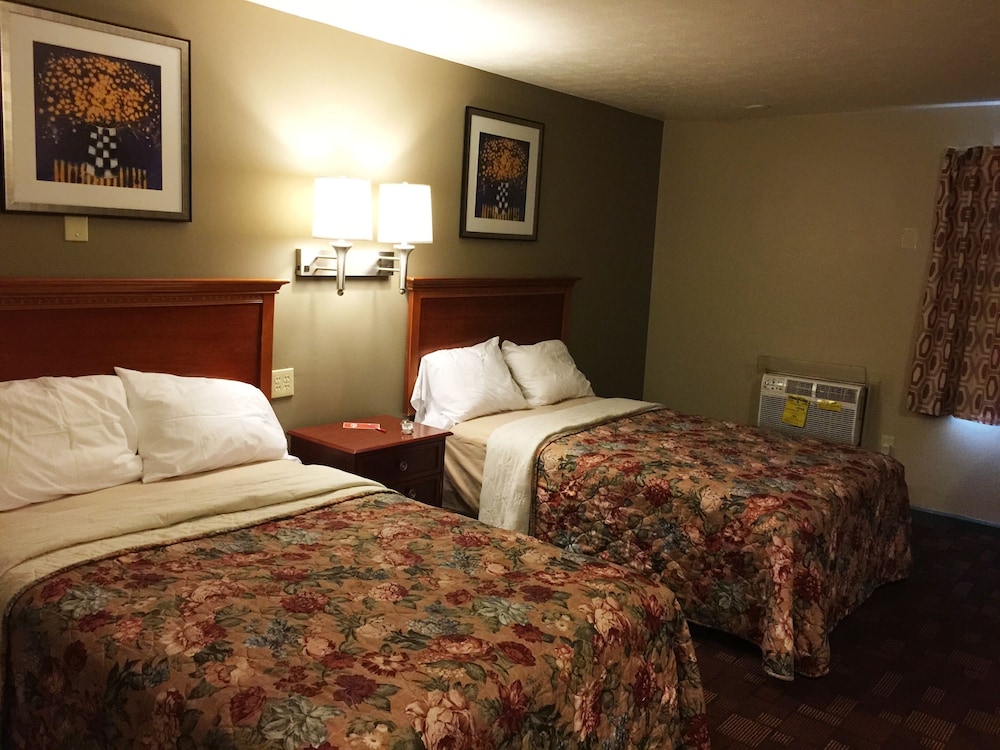 Highlander Inn Cleveland Beachwood Near I-480 16/28