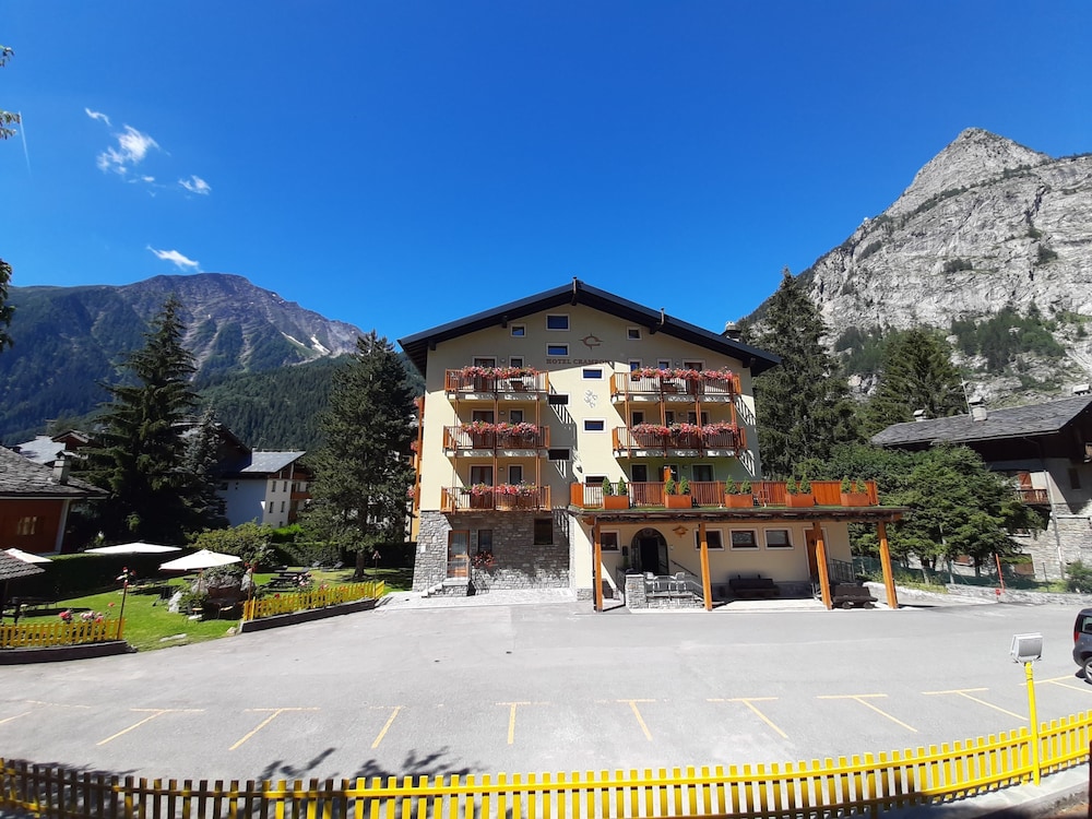 Hotel Crampon 2/69