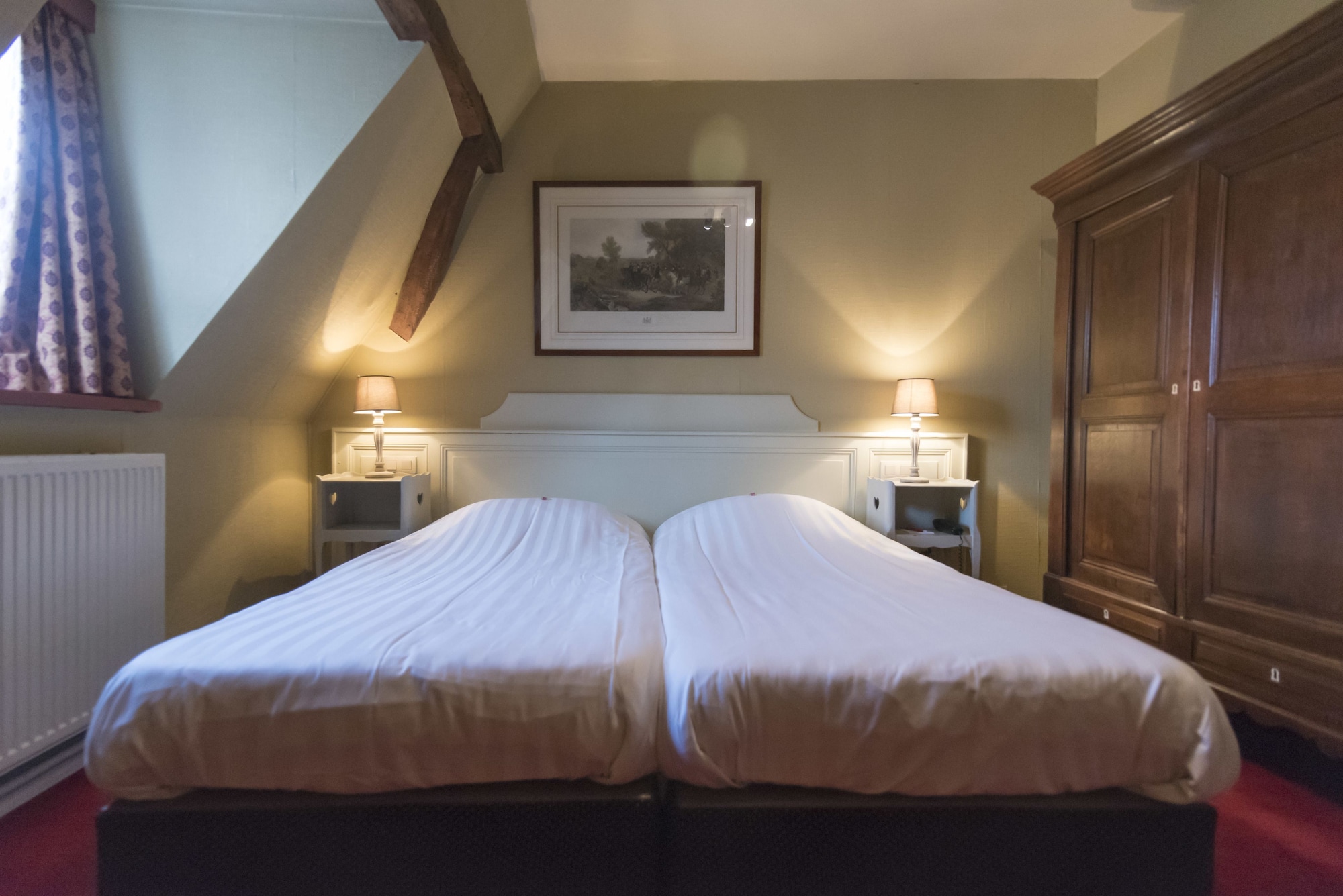 BUDGET, DOUBLE BED