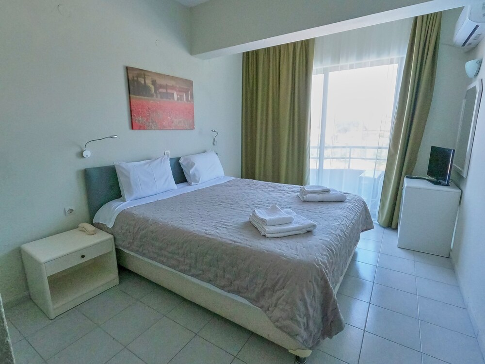 Ivory Serenity Hotel 27/70