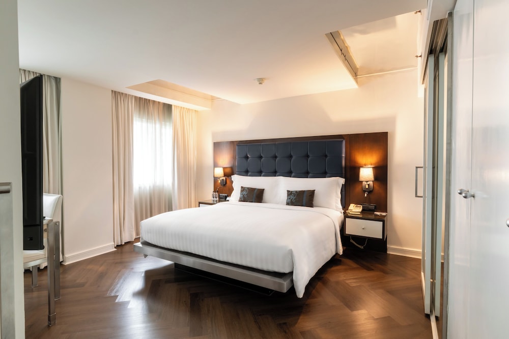 Night Hotel Bangkok (formerly Dream Hotel Bangkok) 14/81