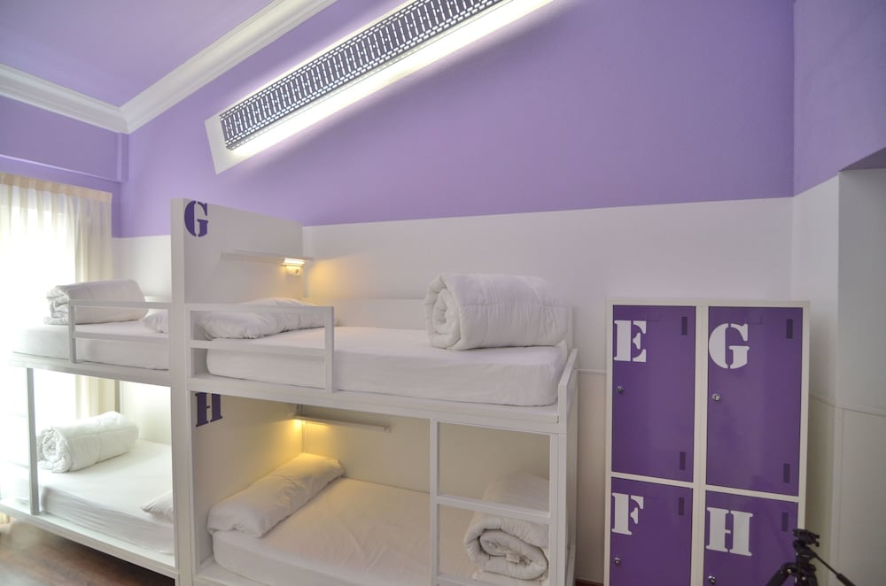 Far Home Atocha 2/50