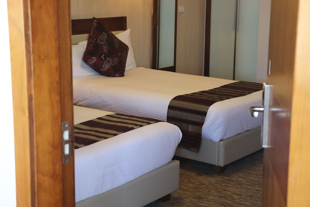 Mamba Point Hotel 18/42