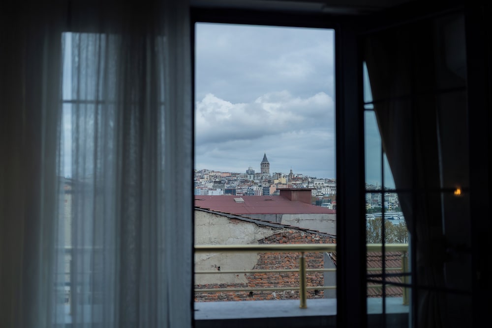 Golden Horn Park Hotel 44/49