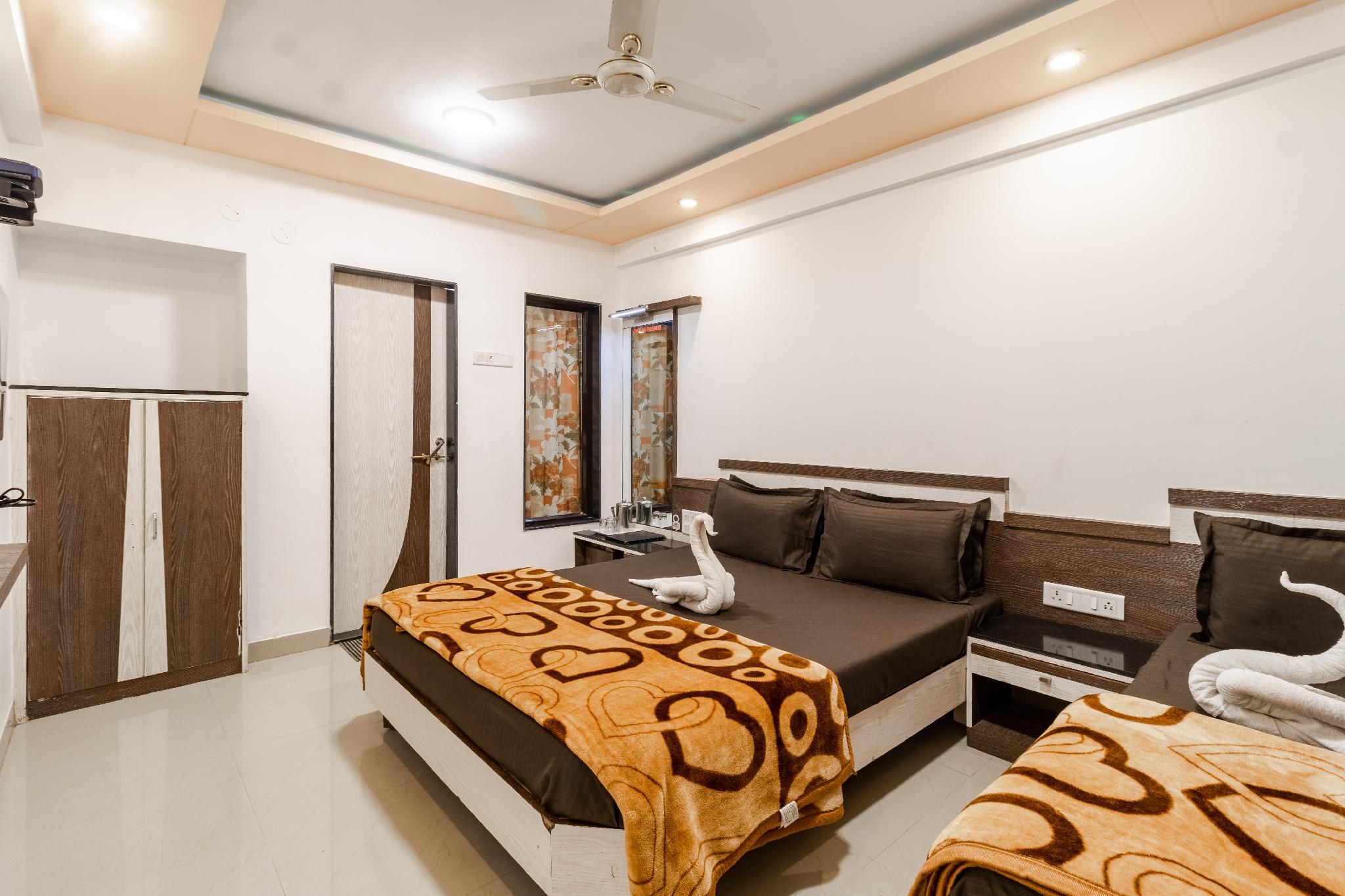 Family, 1 Double and 1 Single Bed, with Fan
