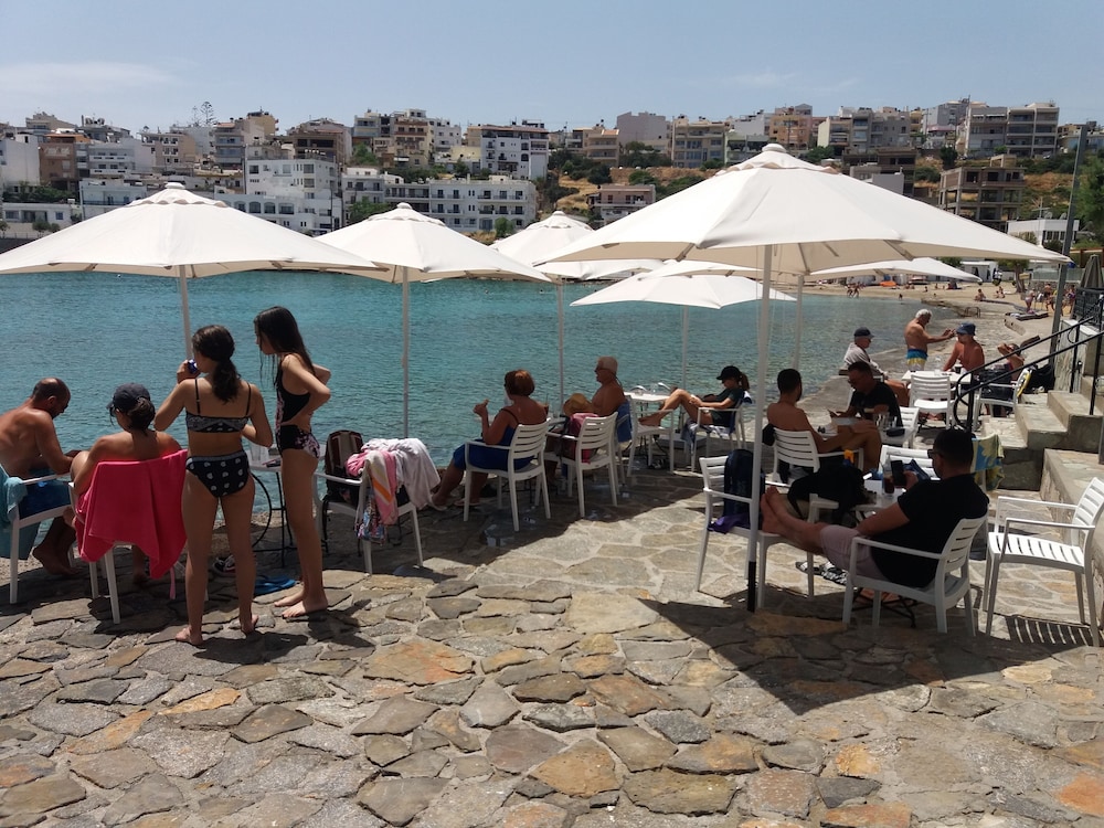 Hotel Polydoros 32/44