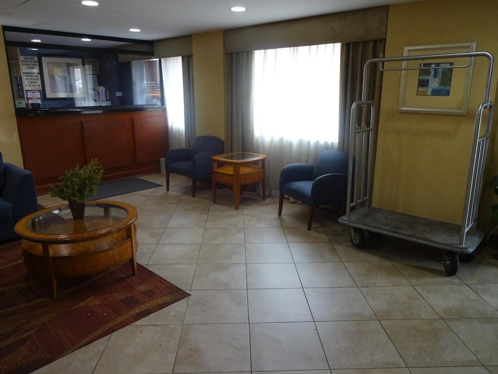 Sheridan Hotel 15/18