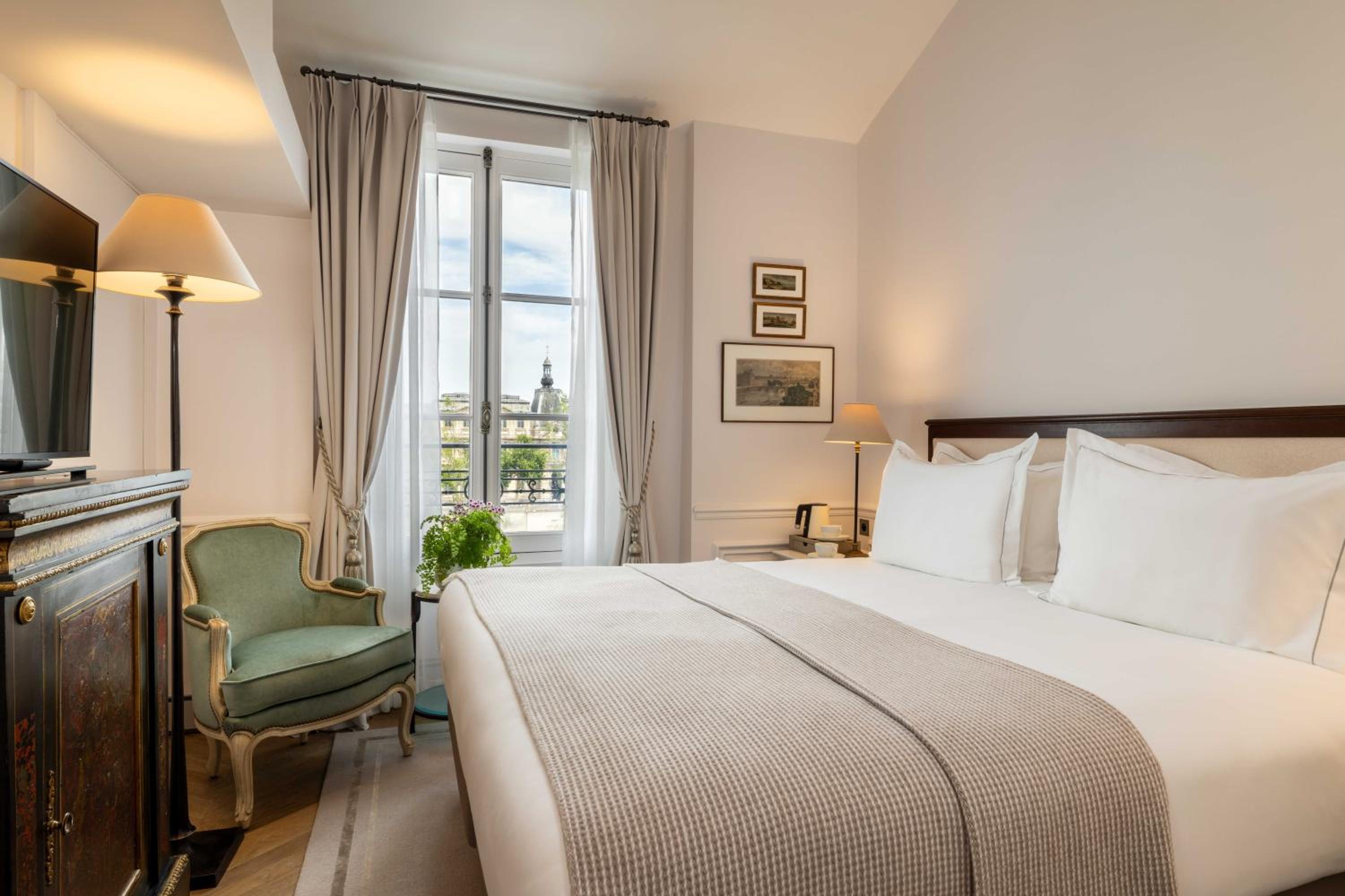 HOTEL DU QUAI VOLTAIRE 21/52