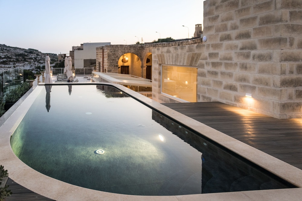 Cesca Boutique Hotel 3/30