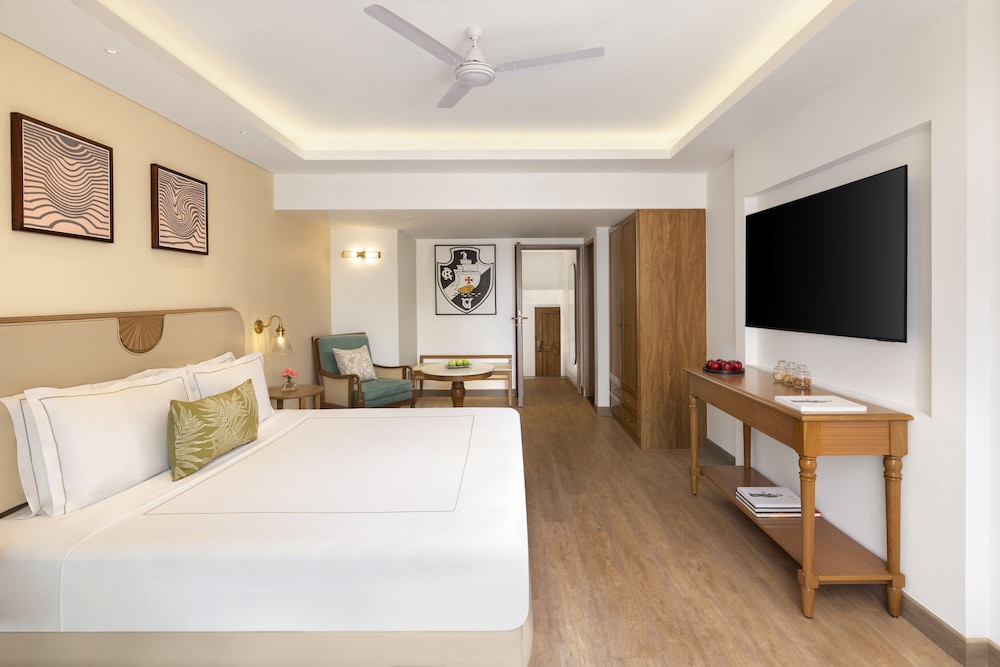 PREMIUM SUITE WITH SEA VIEW TERRACE
