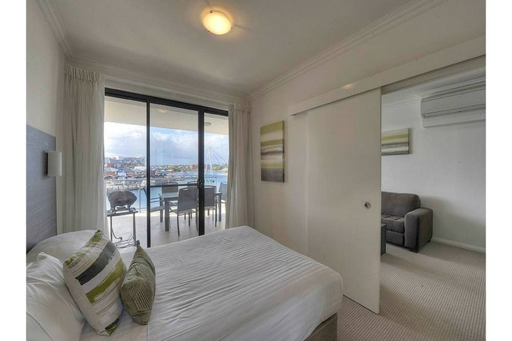 Dolphin Quay Apartments 22/71