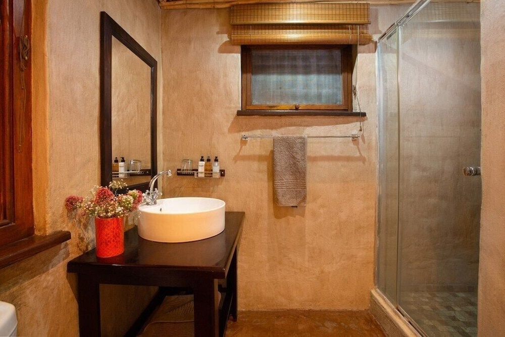 Gannabos Guest House 47/50