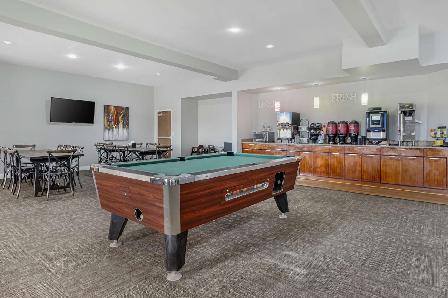 Best Western Plus Peppertree Inn At Omak 5/45
