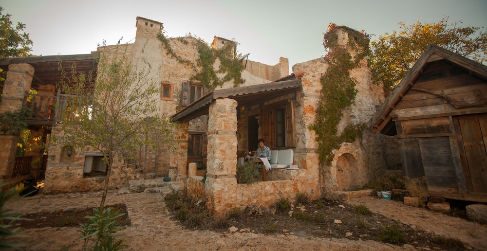 Hoyran Wedre Country Houses 2/50