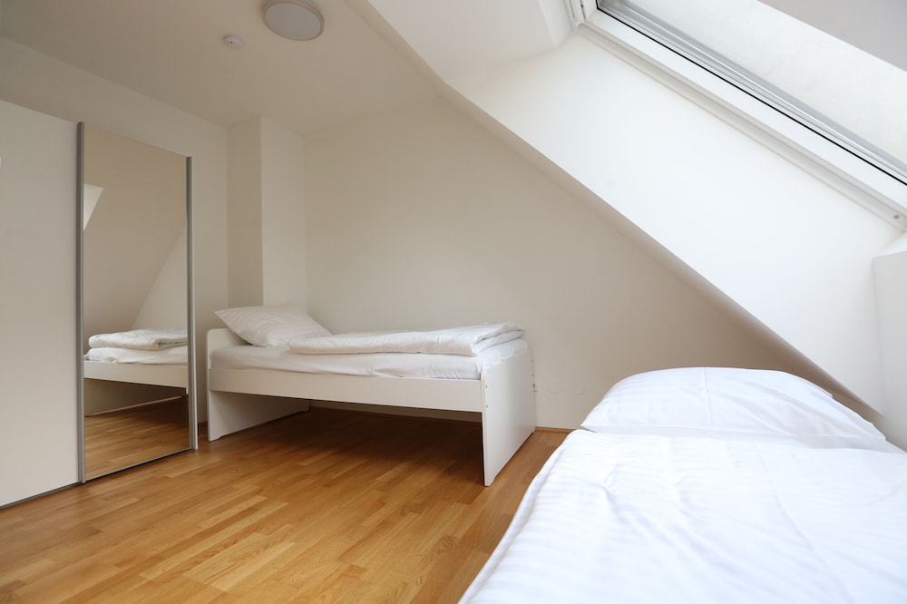 4 Beds and More Vienna Apartments 11/29