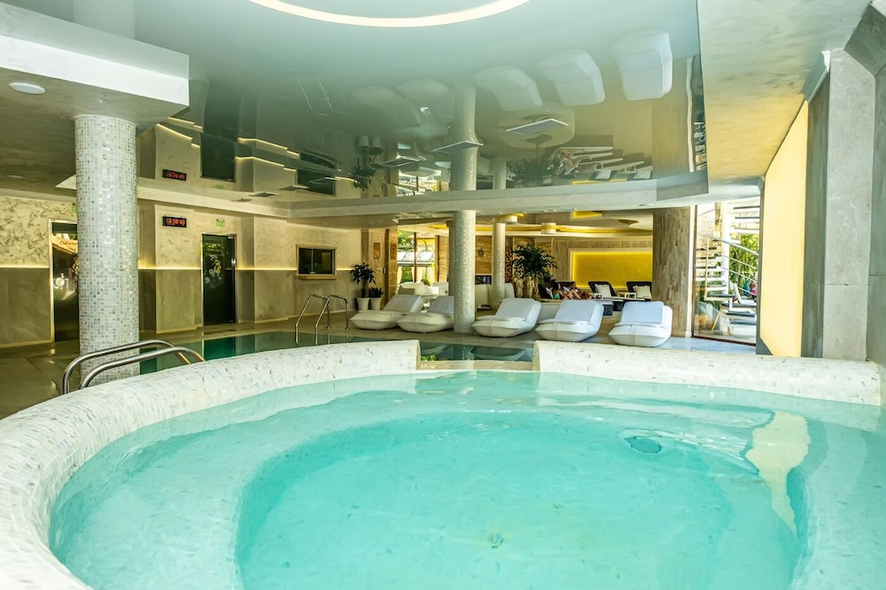 Spa Hotel Rich 41/50
