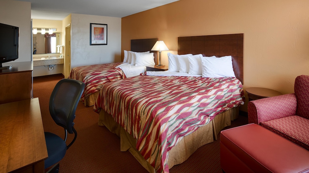 Best Western Snyder Inn 12/26