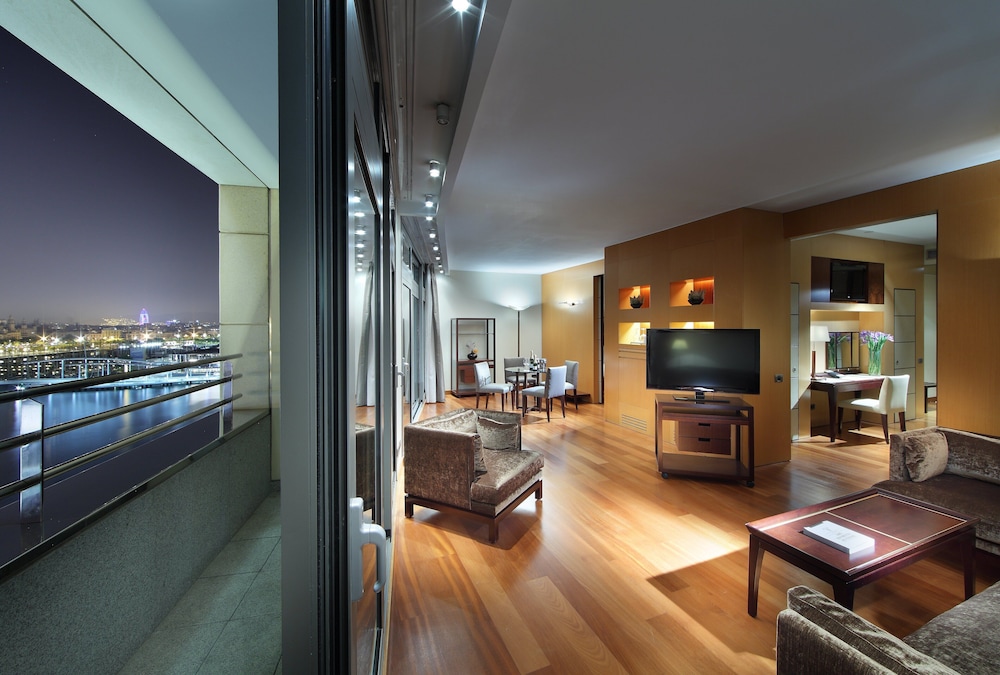 Eurostars Grand Marina 22/50