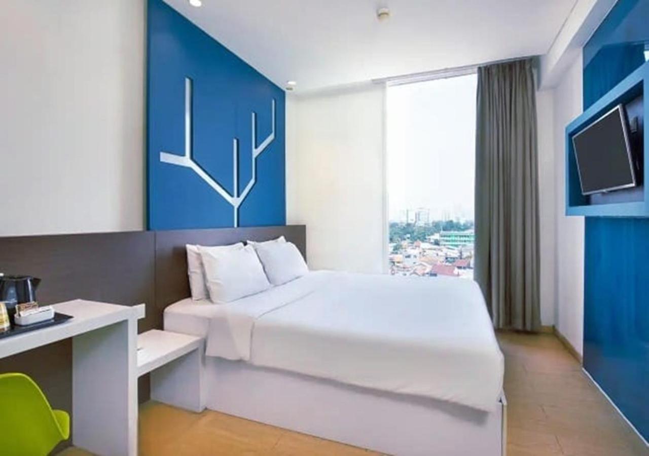 Deluxe, King Bed