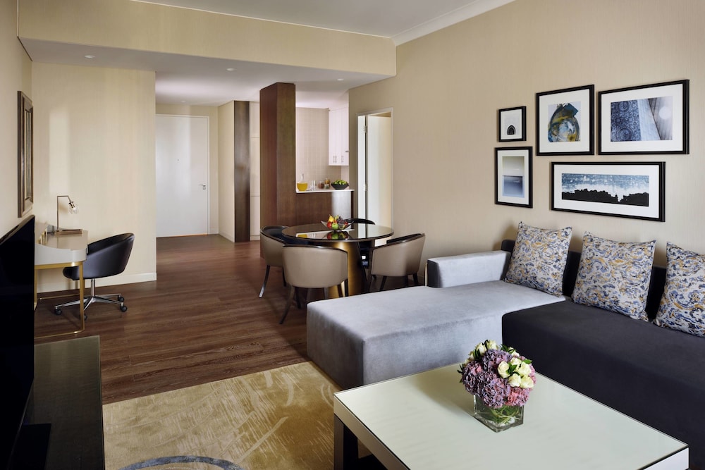 Marriott Executive Apartments Downtown Abu Dhabi 17/25