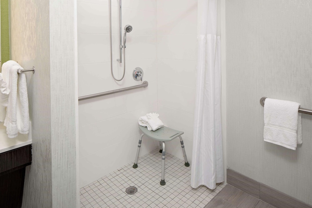 Hilton Garden Inn Dfw Airport South 16/74
